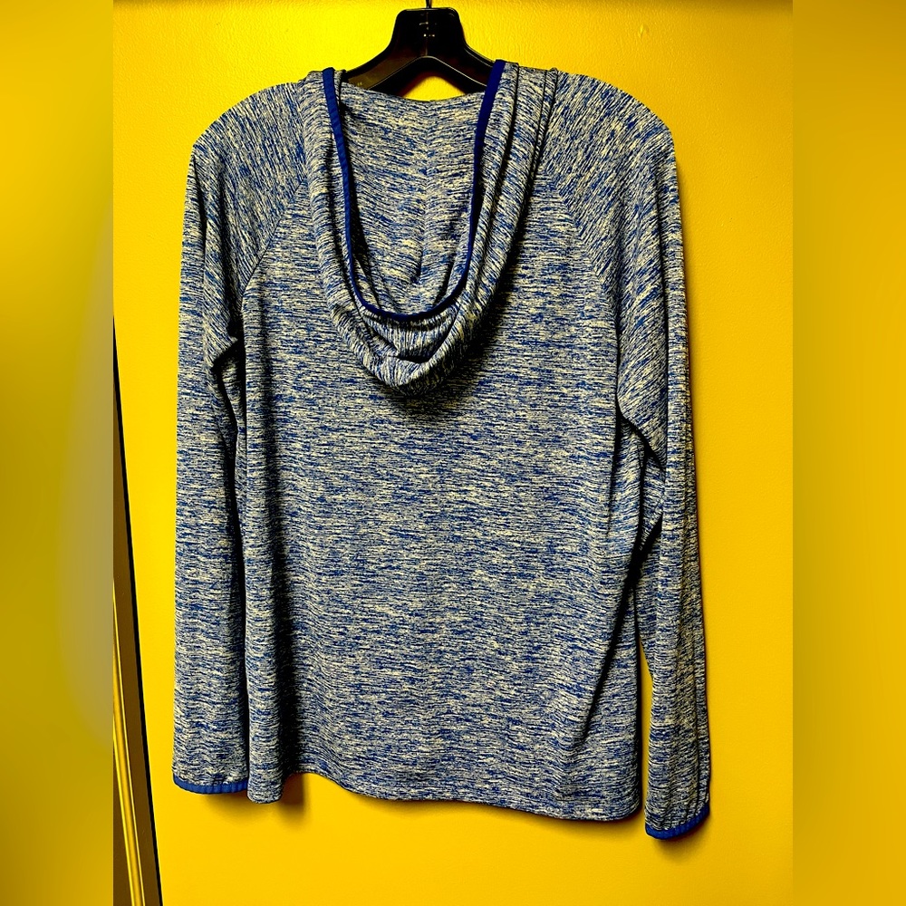 Women’s Under Armour Heat Gear Size Large Royal Blue & Grey Hoodie